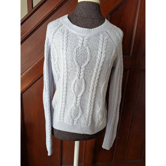H&M Light Gray Cable Knit Sweater Medium Acrylic & Mohair Blend Crewneck Womens - Picture 1 of 6